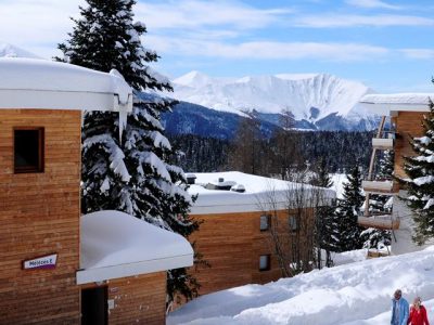 13998116-Original