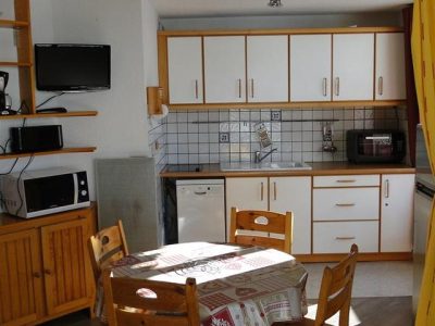 23341796-Original