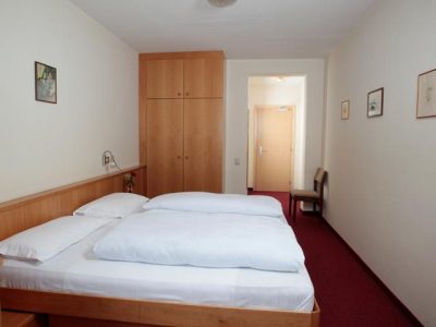 33087429-Original