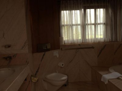 48439103-Original