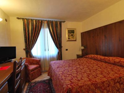 49912589-Original